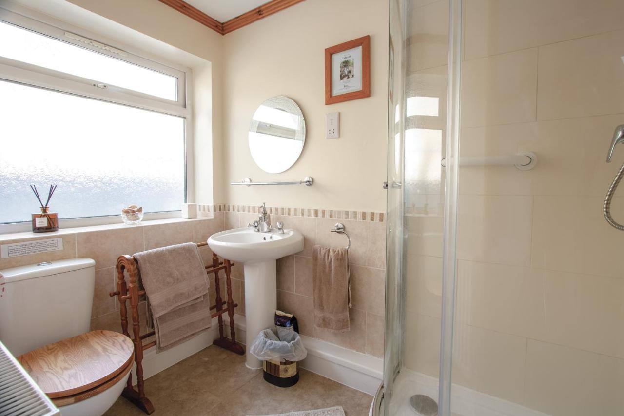Apartamento Bronllys Farm Coastal Self-Catering Llanelli Exterior foto