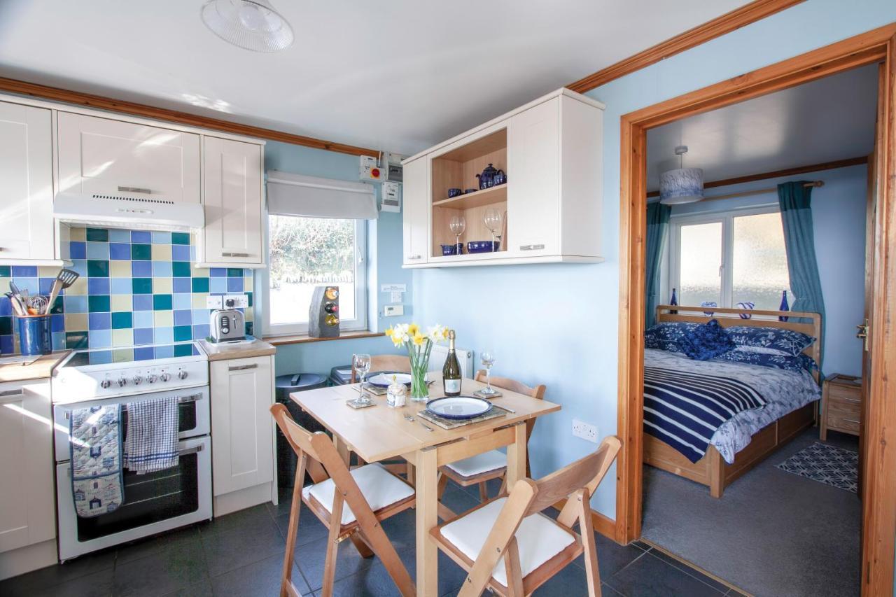 Apartamento Bronllys Farm Coastal Self-Catering Llanelli Exterior foto