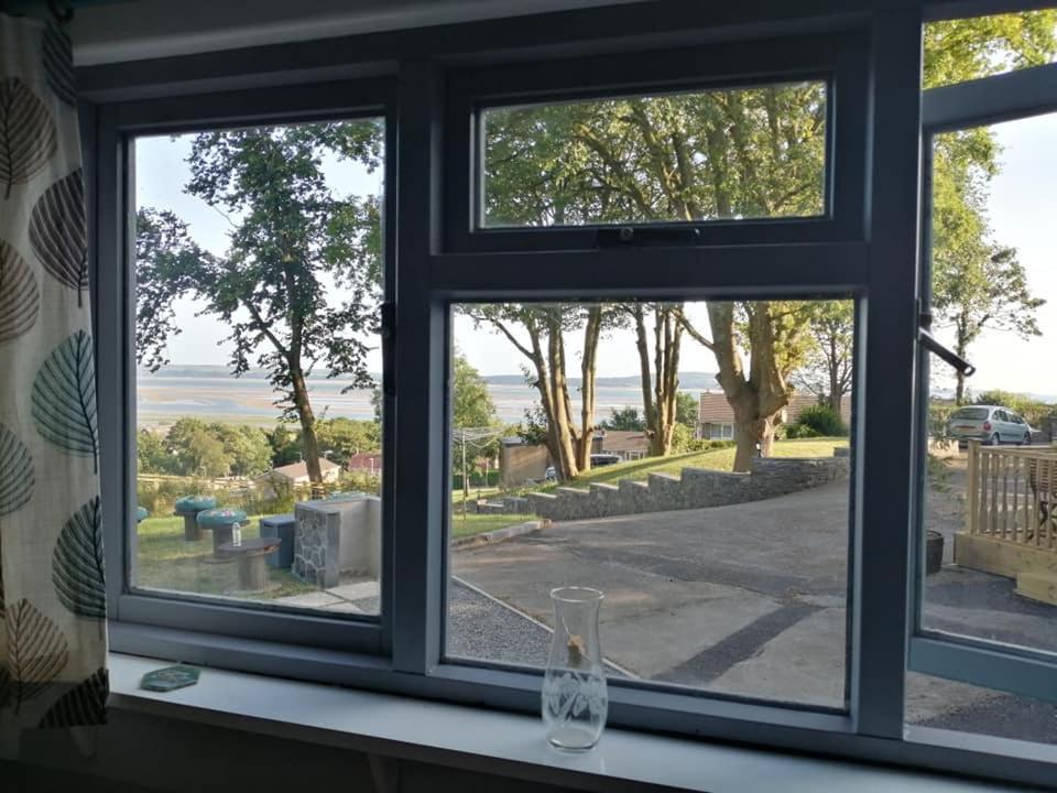 Apartamento Bronllys Farm Coastal Self-Catering Llanelli Exterior foto