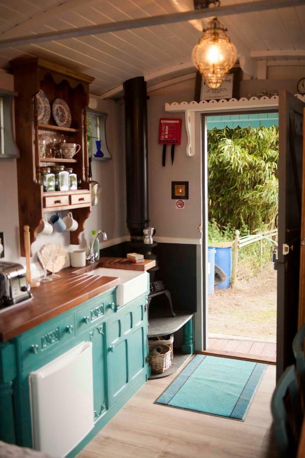 Apartamento Bronllys Farm Coastal Self-Catering Llanelli Exterior foto
